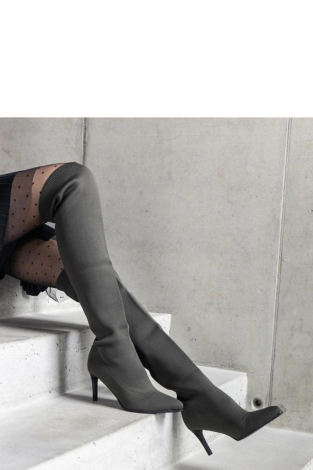 Atari svarte slip-on stilettstøvler til dame til dame fra MS StyleHaven, laget av Viskose; polyester; Polyamid, farge Svart, størrelse 41, med long ermer, perfekt til casual