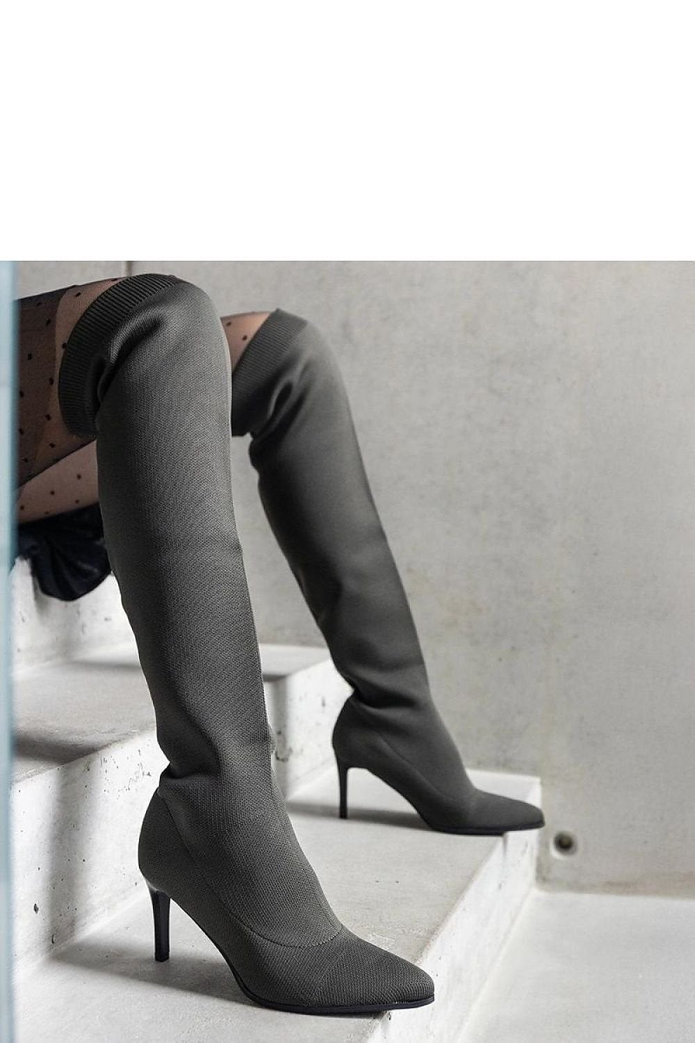 Atari svarte slip-on stilettstøvler til dame til dame fra MS StyleHaven, laget av Viskose; polyester; Polyamid, farge Grønn, størrelse 38, med long ermer, perfekt til casual