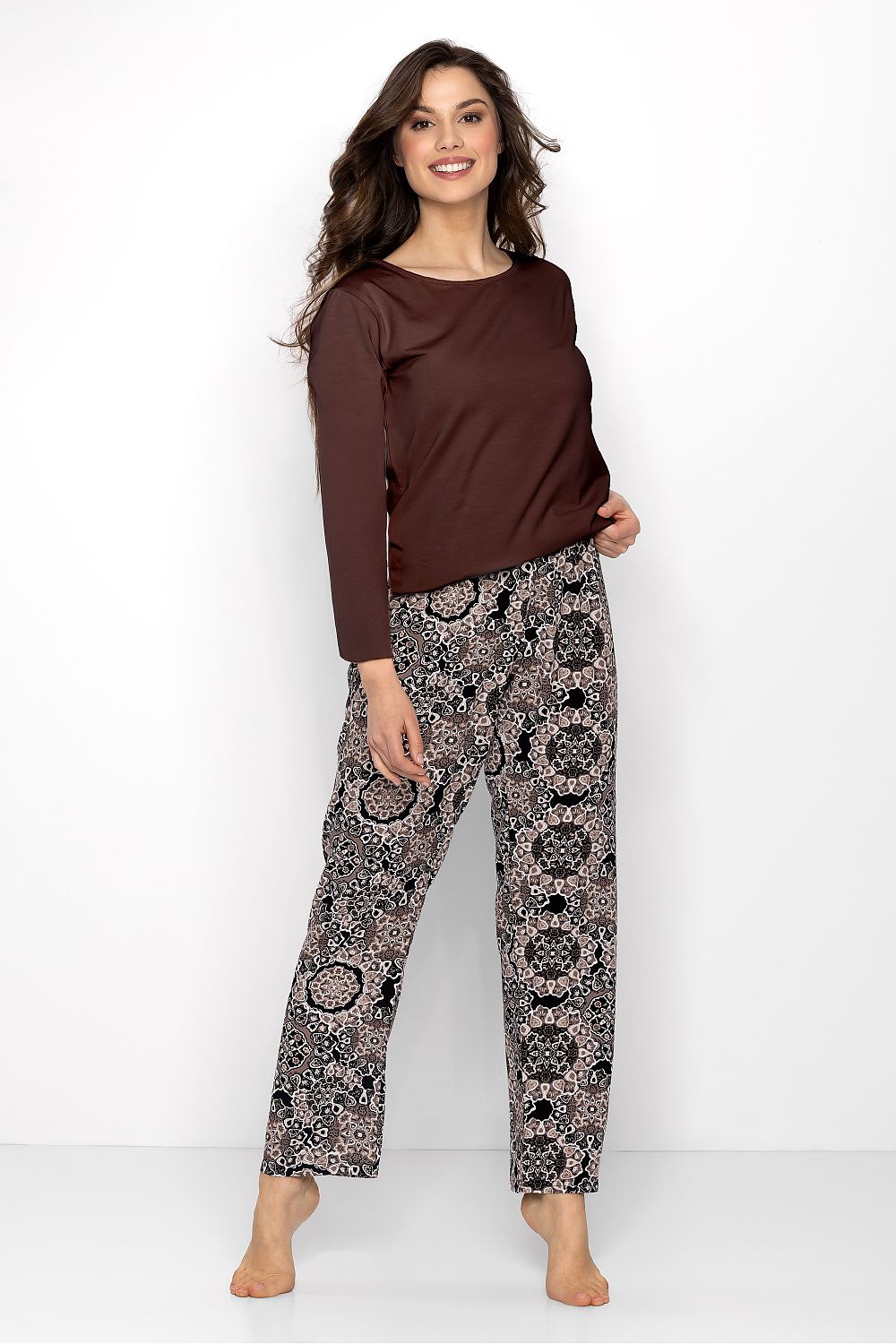 Pyjamas Momenti Per Me til dame fra MS StyleHaven, laget av Bomull; Elastan-1, farge Brun, størrelse s, med sleeveless ermer, perfekt til casual; dress