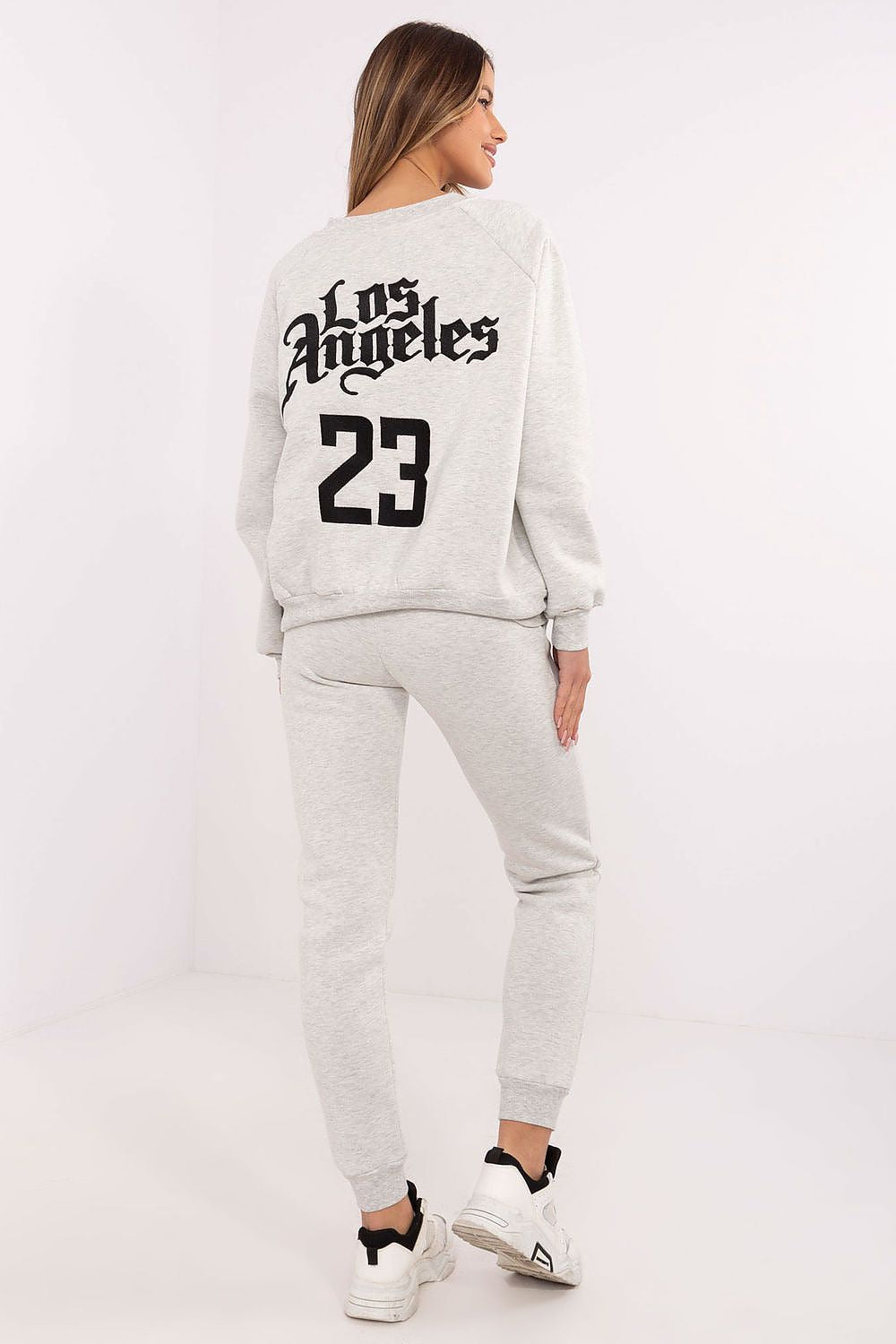 Joggedress med Broderi - FP til dame fra MS StyleHaven, størrelse one-size-fits-all, med long, kjolelengde midi, kjolestil sweater