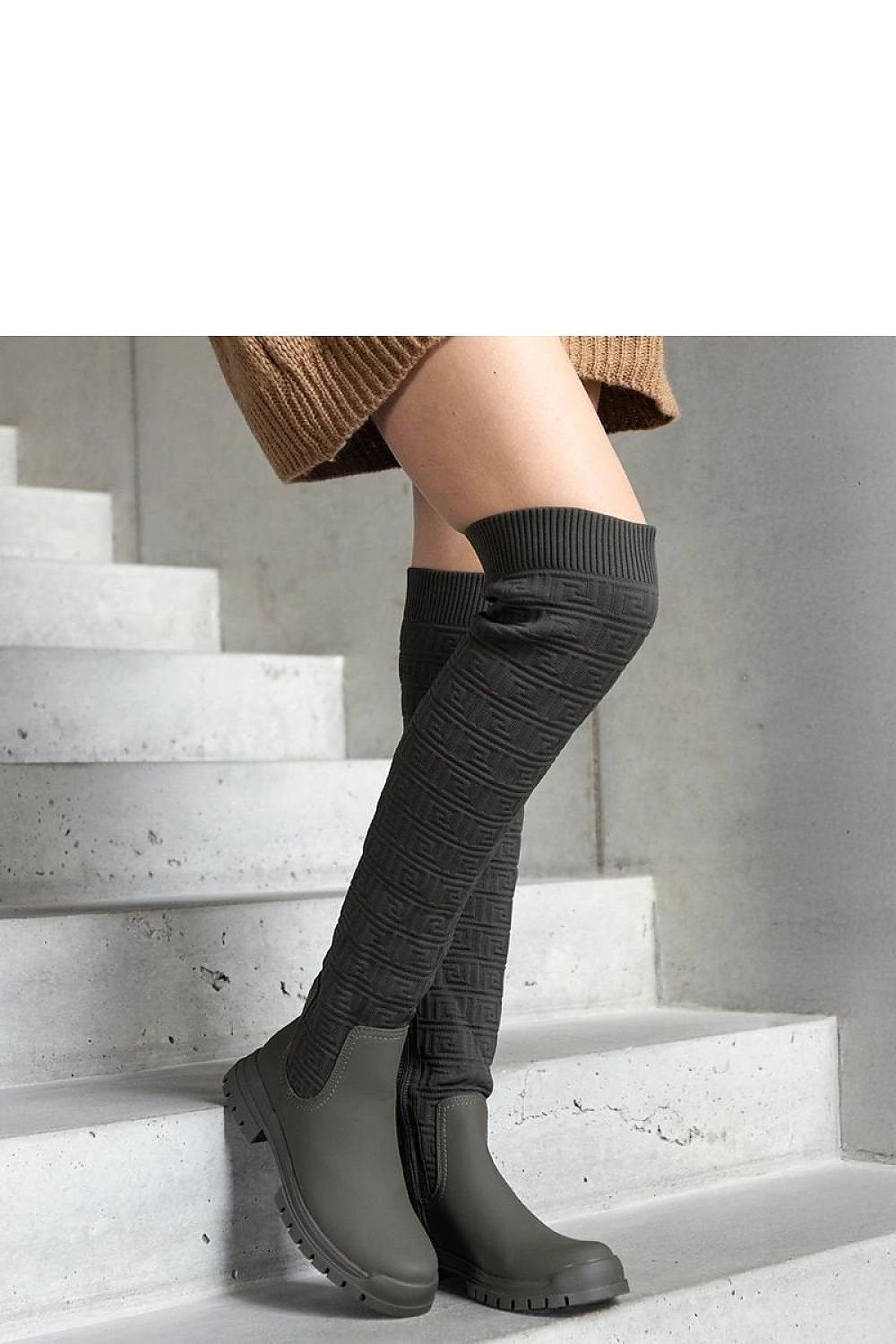 Scarlett grønne matte stoffstøvler til dame fra MS StyleHaven, laget av Viskose; polyester; Polyamid, farge 37, størrelse 41, med long ermer, perfekt til casual; dress