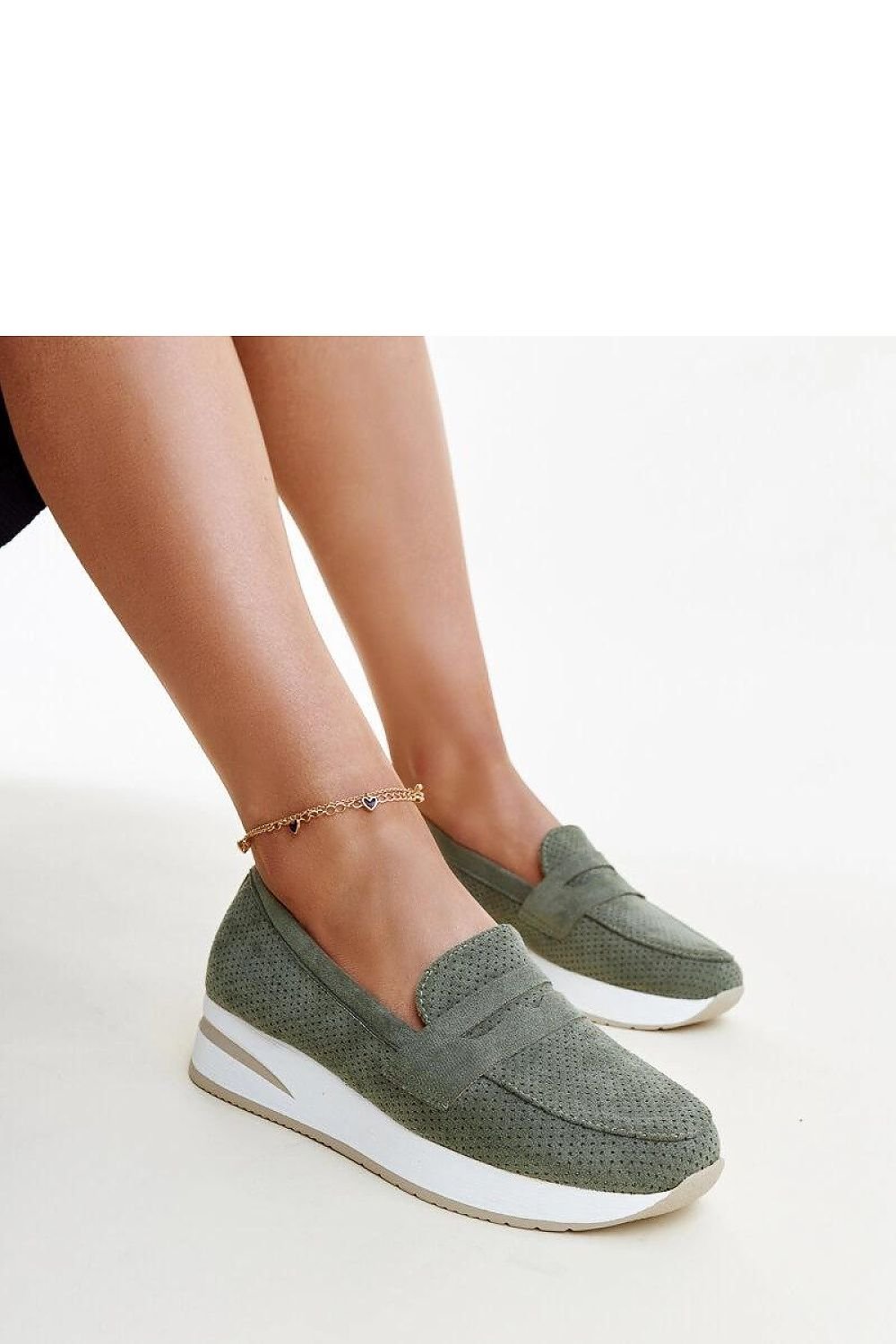 Rosa Muna Loafers til dame til dame fra MS StyleHaven, laget av Viskose; polyester; Polyamid, farge Grønn, størrelse 37, med long ermer, perfekt til casual; dress