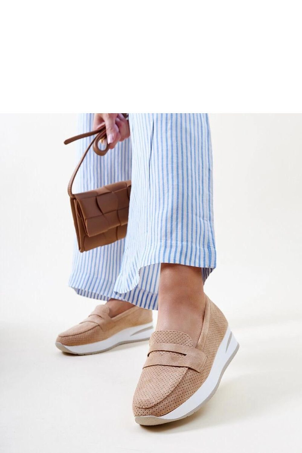 Rosa Muna Loafers til dame til dame fra MS StyleHaven, laget av Viskose; polyester; Polyamid, farge Brun, størrelse 41, med long ermer, perfekt til casual; dress
