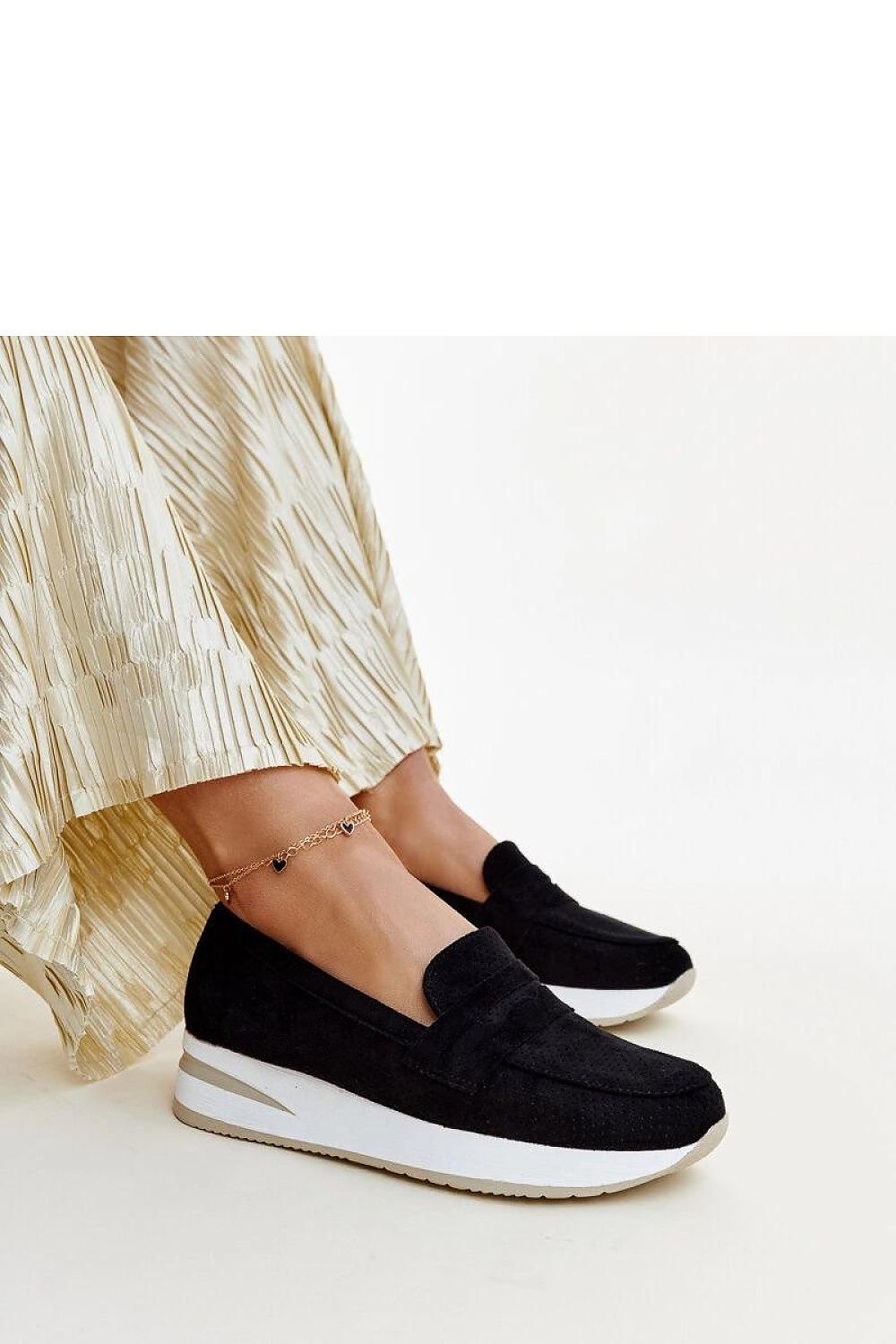 Rosa Muna Loafers til dame til dame fra MS StyleHaven, laget av Viskose; polyester; Polyamid, farge Svart, størrelse 36, med long ermer, perfekt til casual; dress