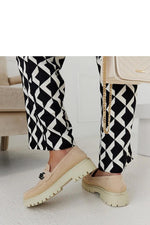 Lyle Beige dame mokkasiner i semsket skinn med spenne til dame fra MS StyleHaven, laget av Viskose; polyester; Polyamid, farge beige, størrelse 39, med long ermer, perfekt til casual; dress