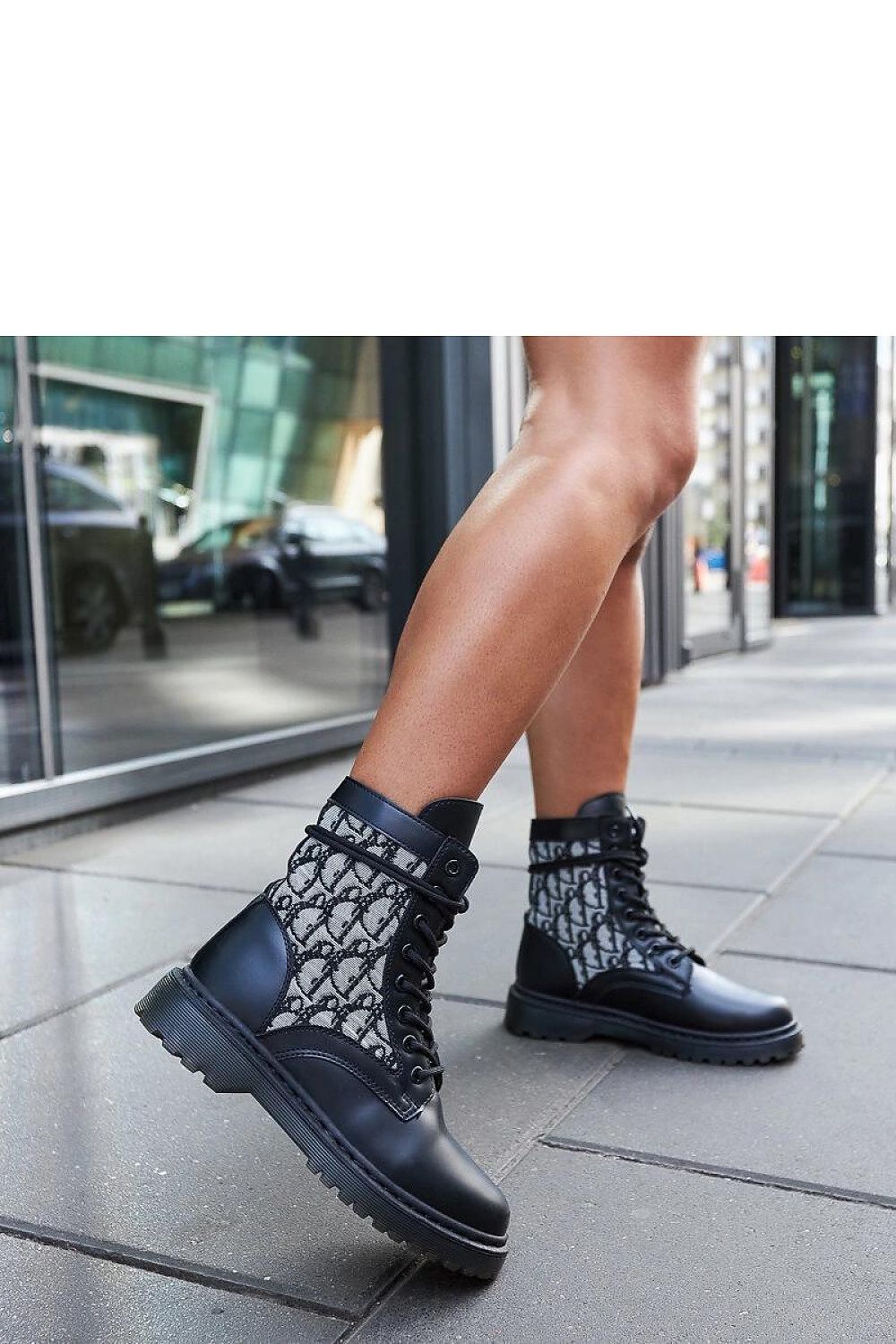 Giraldo Black Trappers til dame – Trendy sko for høst og vår til dame fra MS StyleHaven, laget av Viskose; polyester; Polyamid, med detaljer i rubber; suede, farge Svart, størrelse 36, med long ermer, hælhøyde flat; mid; low, skostørrelse 36; 37; 38; 39; 40; 41, perfekt til casual