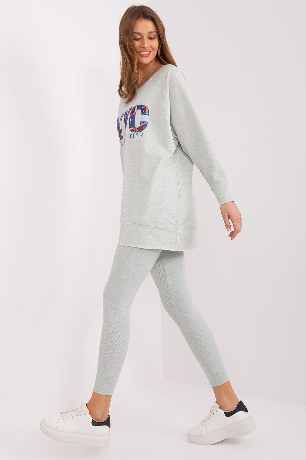 Sett med Sweatshirt og Leggings - FP til dame fra MS StyleHaven, størrelse one-size-fits-all, med long, kjolelengde midi, kjolestil sweater