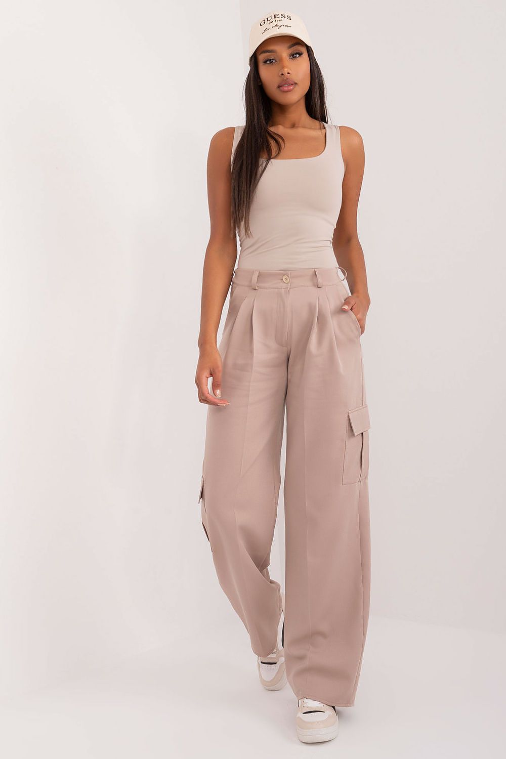 Lakerta Cargobukser til dame til dame fra MS StyleHaven, laget av Bomull; polyester, farge Svart, størrelse 42, med short ermer, perfekt til casual; dress