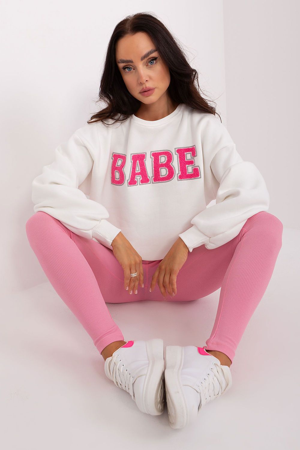 Casual damegenser med print - Sweatshirt FP til dame fra MS StyleHaven, størrelse one-size-fits-all, med short, bukselengde long, kjolelengde mini, kjolestil wrap; a-line