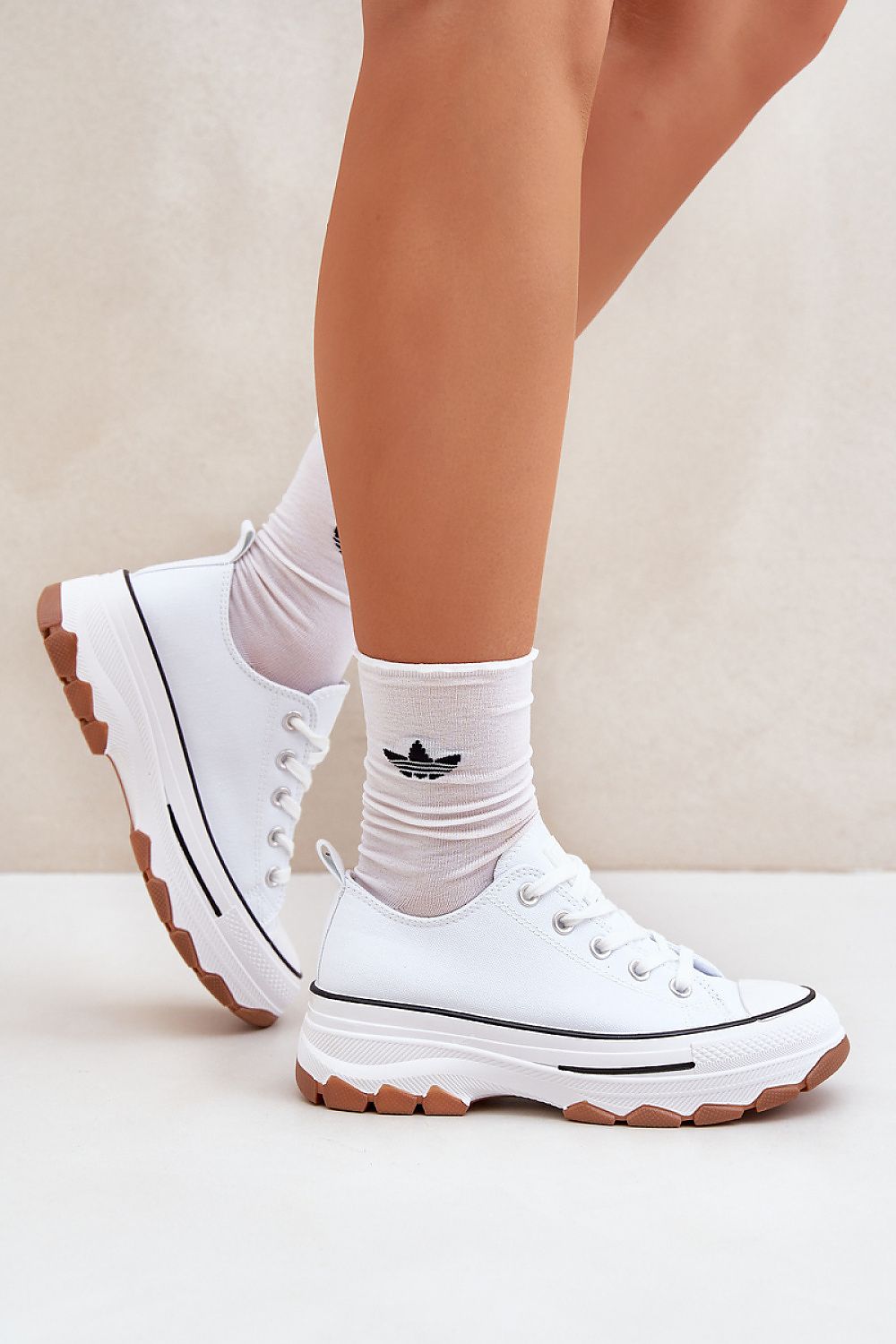 Vera Sneakers til dame til dame fra MS StyleHaven, laget av Viskose; polyester; Polyamid, farge Svart, størrelse 41, med long ermer, perfekt til casual