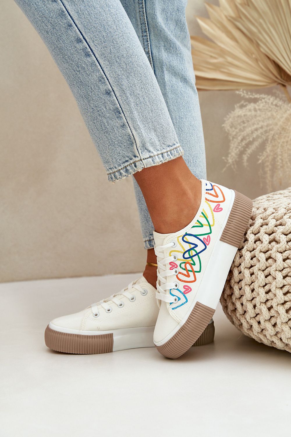 Bella lerretssneakers til dame - klassisk komfort til dame fra MS StyleHaven, laget av Viskose; polyester; Polyamid, farge Svart, størrelse 36, med long ermer, perfekt til casual