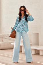 Classic V-Neck-skjorte – Roco Fashion fra MS StyleHaven, størrelse 38, med long, bukselengde long, kjolelengde maxi, kjolestil sheath