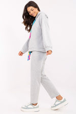 Oppdag vårt utvalg av stilfulle Blå Sett Italia Moda til dame i ulike størrelser og kvalitetsmaterialer – perfekte til jobb, fritid og alle dager. Rask levering og gode priser hos MS Stylehaven. se mer!