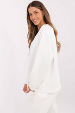 Oppdag vårt utvalg av stilfulle  Genser Italia Moda til dame i ulike størrelser og kvalitetsmaterialer – perfekte til jobb, fritid og alle dager. Rask levering og gode priser hos MS Stylehaven. se mer!