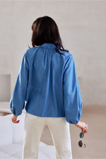 Romantisk bomullsbluse – Roco Fashion fra MS StyleHaven, størrelse 40, med long, bukselengde long, kjolelengde mini, kjolestil wrap; a-line