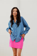Oversized bomullsskjorte fra Roco Fashion fra MS StyleHaven, størrelse L/XL, med long, bukselengde long, kjolelengde maxi, kjolestil sheath