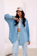 Oversized bomullsskjorte fra Roco Fashion fra MS StyleHaven, størrelse L/XL, med long, bukselengde long, kjolelengde maxi, kjolestil sheath