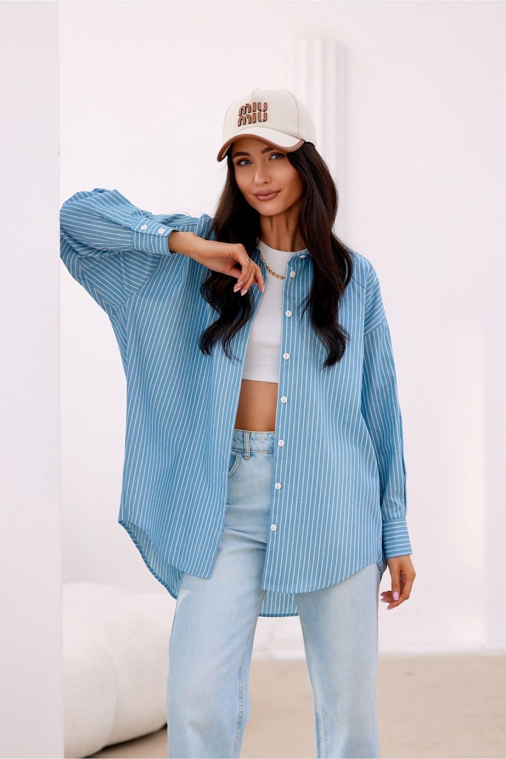Oversized bomullsskjorte fra Roco Fashion fra MS StyleHaven, størrelse L/XL, med long, bukselengde long, kjolelengde maxi, kjolestil sheath
