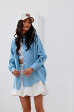Oversized bomullsskjorte fra Roco Fashion fra MS StyleHaven, størrelse L/XL, med long, bukselengde long, kjolelengde maxi, kjolestil sheath