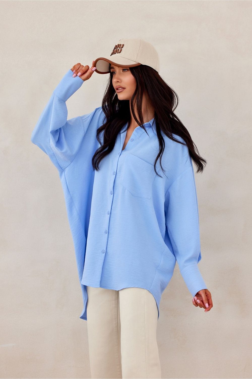 Urban Flow – asymmetrisk oversized skjorte fra Roco Fashion fra MS StyleHaven, størrelse L/XL, med long, bukselengde long, kjolelengde maxi, kjolestil sheath