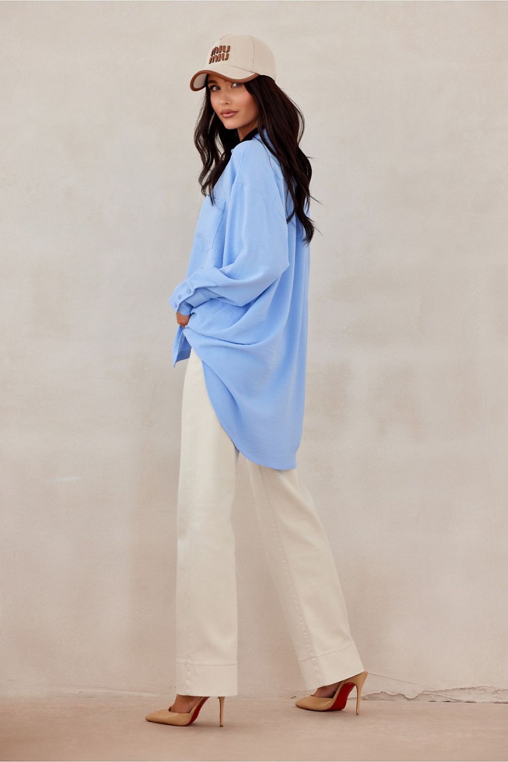 Urban Flow – asymmetrisk oversized skjorte fra Roco Fashion fra MS StyleHaven, størrelse L/XL, med long, bukselengde long, kjolelengde maxi, kjolestil sheath