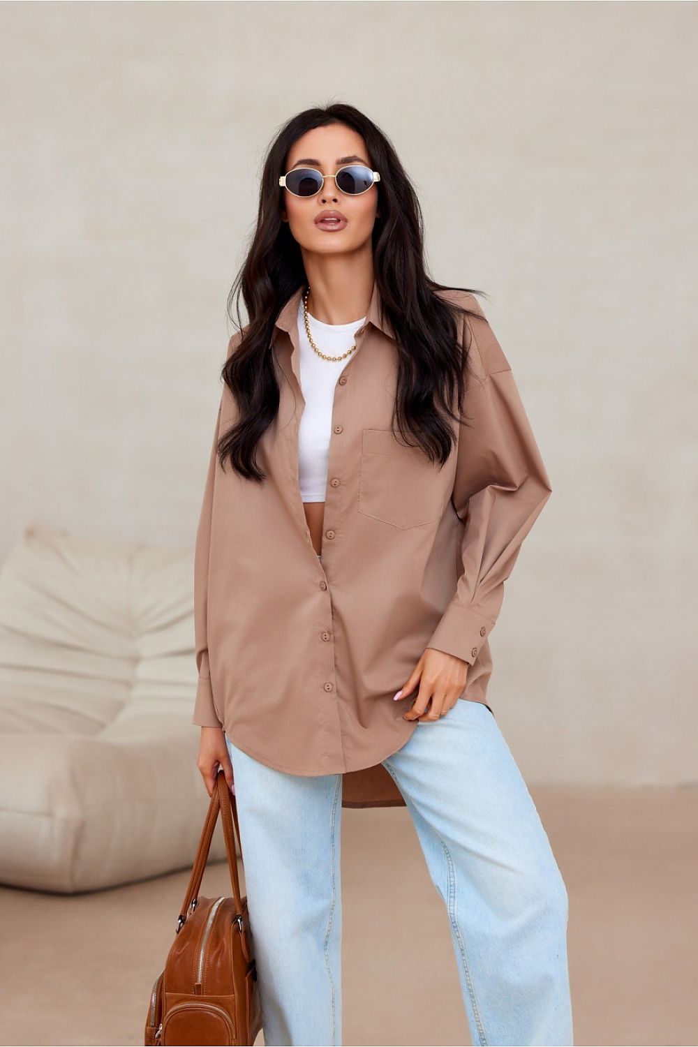 Sienna Plus Size-skjorte – asymmetrisk snitt og klassiske detaljer fra MS StyleHaven, størrelse one-size-fits-all, med long, bukselengde long, kjolelengde mini, kjolestil wrap; a-line