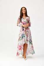 Dalia – asymmetrisk maxikjole med elegant flyt fra Roco Fashion fra MS StyleHaven, størrelse 46, med long, bukselengde long, kjolelengde maxi, kjolestil flared; gown