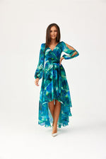 Dalia – asymmetrisk maxikjole med elegant flyt fra Roco Fashion fra MS StyleHaven, størrelse 36, med long, bukselengde long, kjolelengde maxi, kjolestil flared; gown