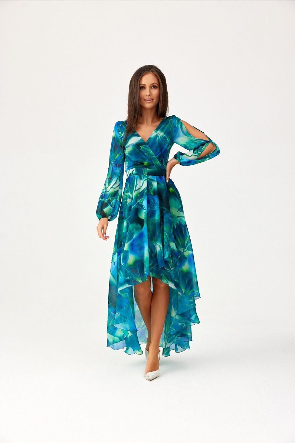 Dalia – asymmetrisk maxikjole med elegant flyt fra Roco Fashion fra MS StyleHaven, størrelse 36, med long, bukselengde long, kjolelengde maxi, kjolestil flared; gown