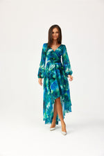 Dalia – asymmetrisk maxikjole med elegant flyt fra Roco Fashion fra MS StyleHaven, størrelse 40, med long, bukselengde long, kjolelengde maxi, kjolestil flared; gown