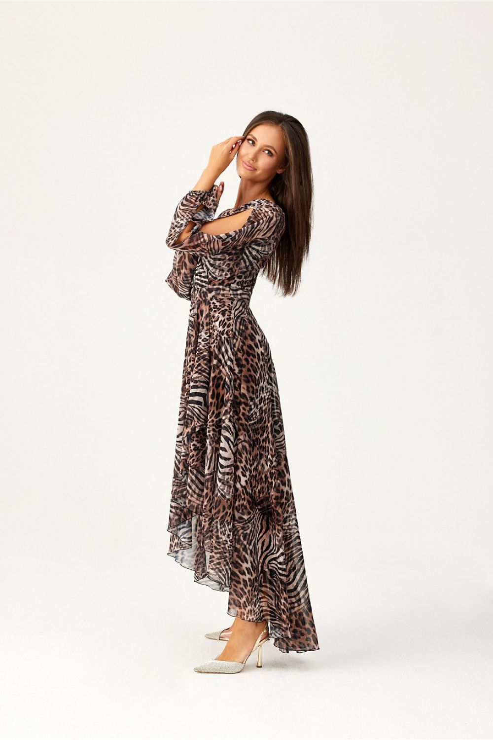 Dalia – asymmetrisk maxikjole med elegant flyt fra Roco Fashion fra MS StyleHaven, størrelse 34, med long, bukselengde long, kjolelengde maxi, kjolestil flared; gown