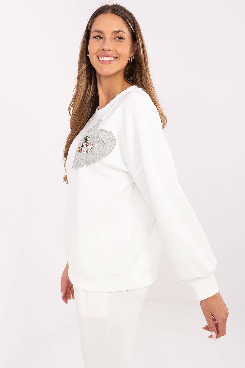 Oppdag vårt utvalg av stilfulle  Genser Italia Moda til dame i ulike størrelser og kvalitetsmaterialer – perfekte til jobb, fritid og alle dager. Rask levering og gode priser hos MS Stylehaven. se mer!