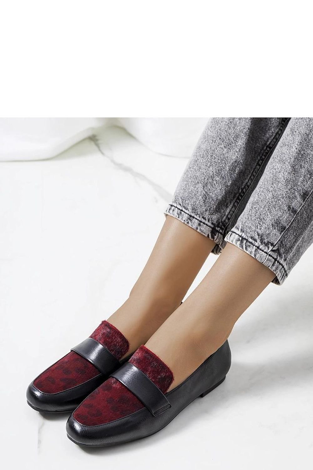 Kolk Chic - Dame Elegante svarte og burgunder mokkasiner til dame fra MS StyleHaven, laget av Viskose; polyester; Polyamid, farge Svart, størrelse 37, med long ermer, perfekt til dress; casual