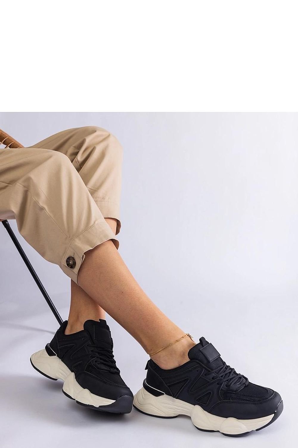 Imperio Hurtado svarte Dame joggesko til dame fra MS StyleHaven, laget av Viskose; polyester; Polyamid, farge Svart, størrelse 37, med long ermer, perfekt til casual