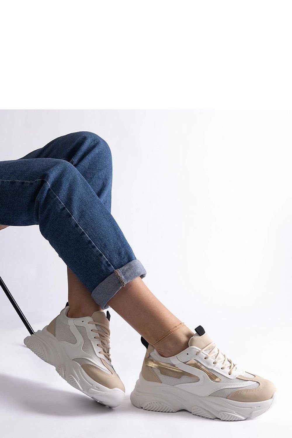 Milenka Hurtado Burgunder og Grå dame sneakers til dame fra MS StyleHaven, laget av Viskose; polyester; Polyamid, farge Vinrød, størrelse 40, med long ermer, perfekt til casual; dress