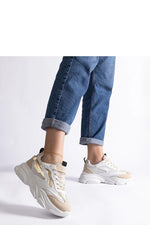 Milenka Hurtado Burgunder og Grå dame sneakers til dame fra MS StyleHaven, laget av Viskose; polyester; Polyamid, farge Vinrød, størrelse 41, med long ermer, perfekt til casual; dress