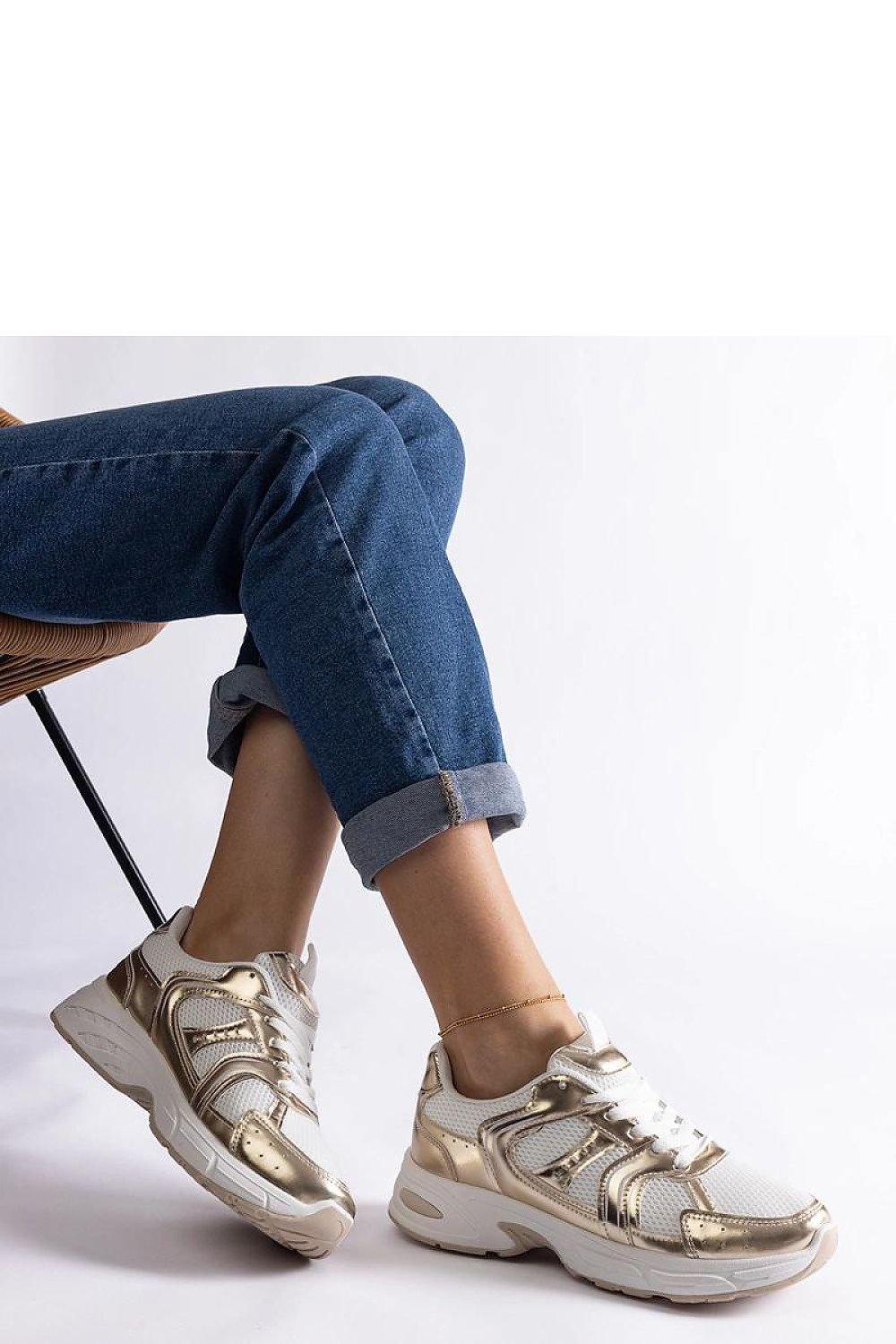 Ena Hurtado White Sports Dame Sneakers til dame fra MS StyleHaven, laget av Viskose; polyester; Polyamid, farge Hvit, størrelse 40, med long ermer, perfekt til casual