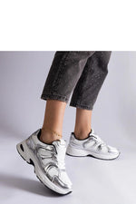 Ena Hurtado White Sports Dame Sneakers til dame fra MS StyleHaven, laget av Viskose; polyester; Polyamid, farge Gull, størrelse 41, med long ermer, perfekt til casual