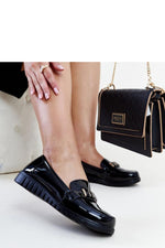 Oppdag vårt utvalg av stilfulle Svart Mokassin Solea til dame i ulike størrelser og kvalitetsmaterialer – perfekte til jobb, fritid og alle dager. Rask levering og gode priser hos MS Stylehaven. se mer!