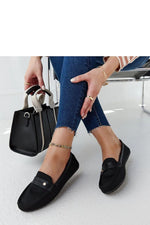 Oppdag vårt utvalg av stilfulle Svart Mokassin Solea til dame i ulike størrelser og kvalitetsmaterialer – perfekte til jobb, fritid og alle dager. Rask levering og gode priser hos MS Stylehaven. se mer!