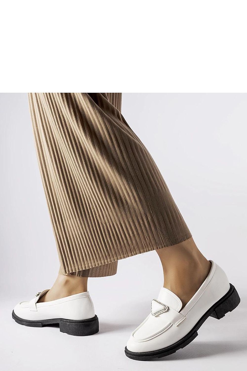 Mocassin Solea til dame fra MS StyleHaven; laget av Bomull; farge beige; stÃ¸rrelse 41; med 45720 ermer; perfekt til casual