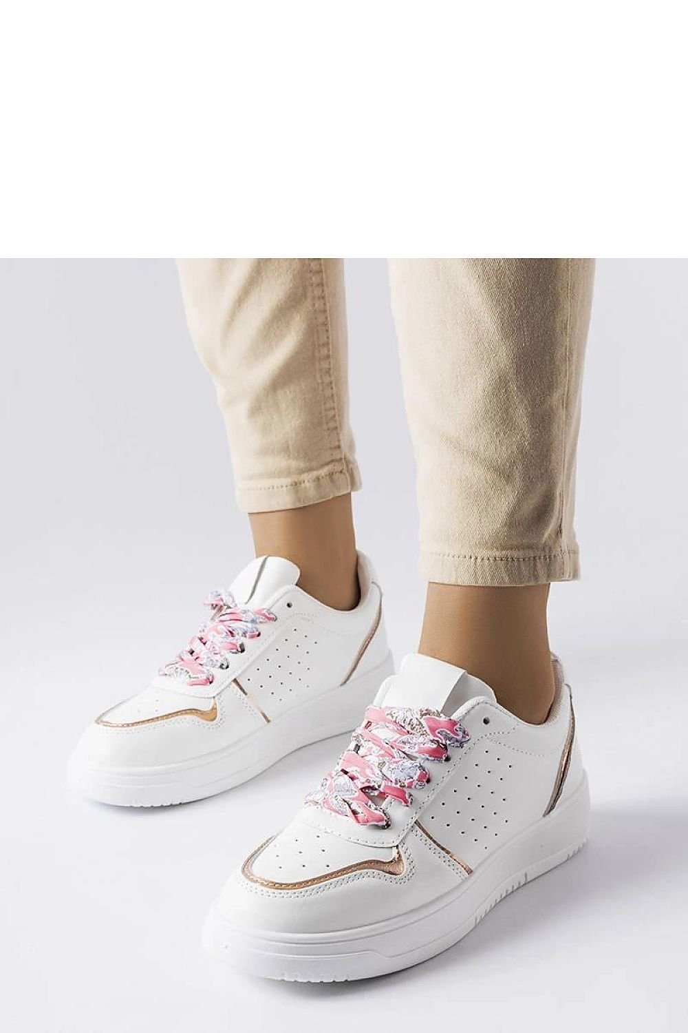 Hvite Pryor joggesko til dame til dame fra MS StyleHaven, laget av Viskose; polyester; Polyamid, farge Svart, størrelse 36, med long ermer, perfekt til casual; dress