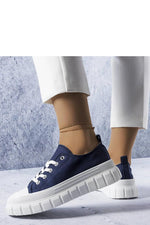Bellemare Navy dame joggesko – Chic & Comfort til dame fra MS StyleHaven, laget av Viskose; polyester; Polyamid, farge Blå, størrelse 38, med long ermer, perfekt til casual