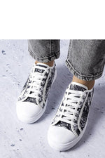 Aucoin Black & White Sneakers til dame til dame fra MS StyleHaven, laget av Viskose; polyester; Polyamid, farge Svart, størrelse 38, med long ermer, perfekt til casual