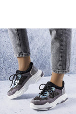 Grå-Sølv Sneakers til dame til dame fra MS StyleHaven, laget av Viskose; polyester; Polyamid, med detaljer i rubber, farge Grå, størrelse 36, med long ermer, hælhøyde mid; flat, skostørrelse 36; 37; 38; 39; 40; 41, perfekt til casual