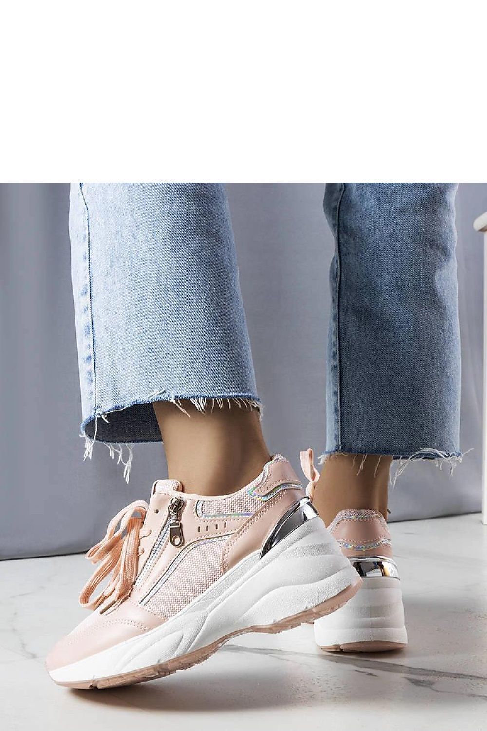 Beige Stacey Wedge dame Sneakers til dame fra MS StyleHaven, laget av Viskose; polyester; Polyamid, farge Hvit, størrelse 38, med long ermer, perfekt til casual