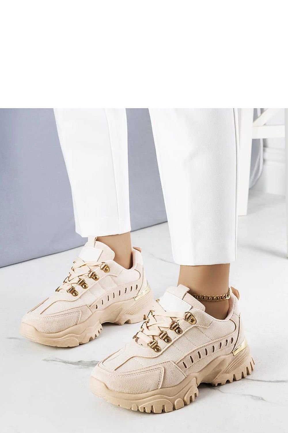 Beige Mindy Sneakers – Sommerkomfort til dame til dame fra MS StyleHaven, laget av Viskose; polyester; Polyamid, med detaljer i canvas; rubber, farge beige, størrelse 36, med long ermer, hælhøyde flat, skostørrelse 36; 37; 38; 39; 40; 41, perfekt til casual