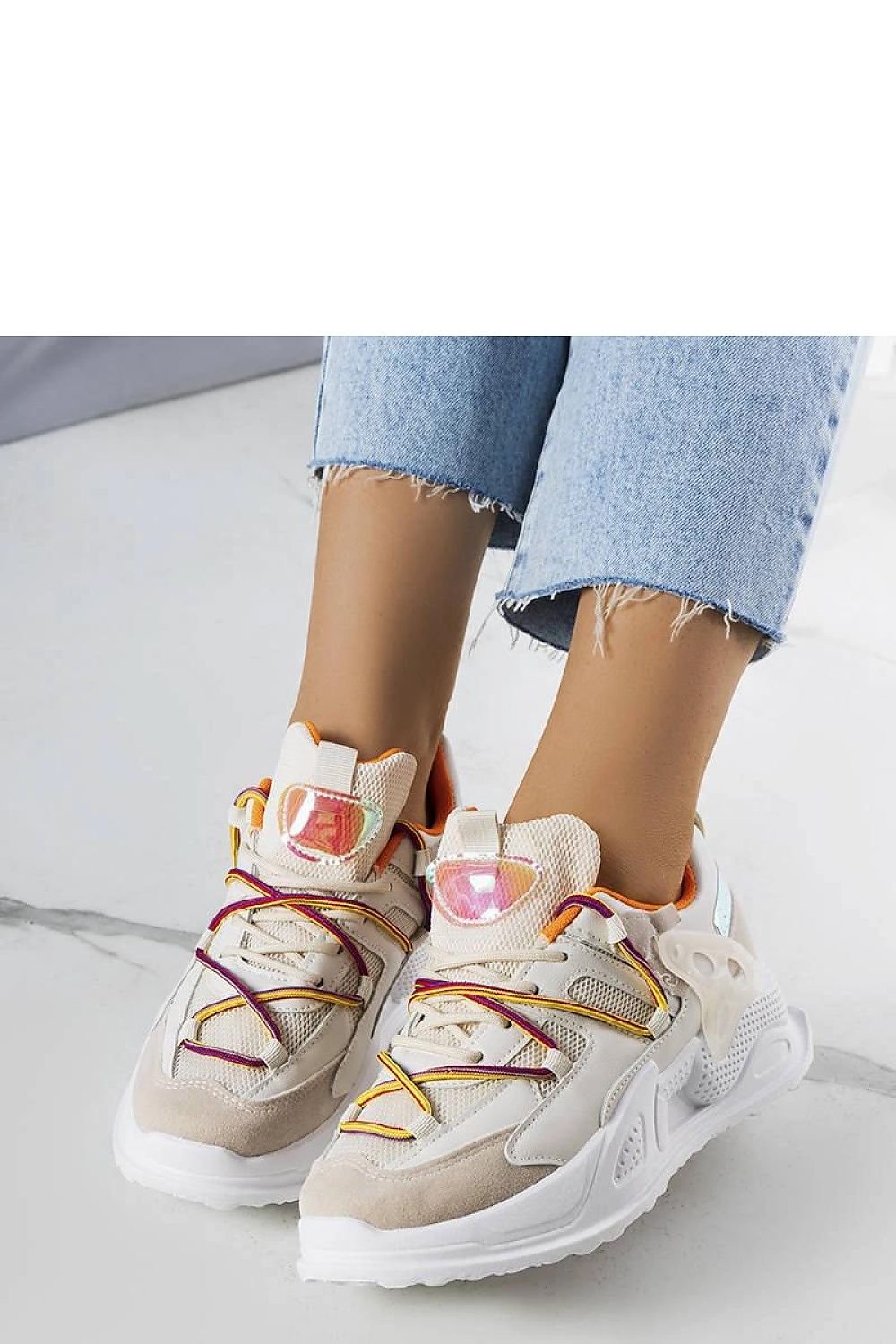 Beige Traci Sneakers til dame til dame fra MS StyleHaven, laget av Viskose; polyester; Polyamid, farge beige, størrelse 37, med long ermer, perfekt til casual