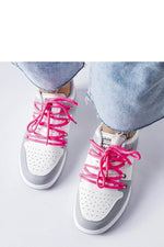 Hvite retro dame joggesko Shari – tidløs stil til dame fra MS StyleHaven, laget av Viskose; polyester; Polyamid, farge Hvit, størrelse 38, med long ermer, perfekt til casual