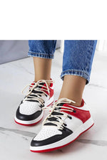Hvite retro dame joggesko Shari – tidløs stil til dame fra MS StyleHaven, laget av Viskose; polyester; Polyamid, farge Hvit, størrelse 40, med long ermer, perfekt til casual